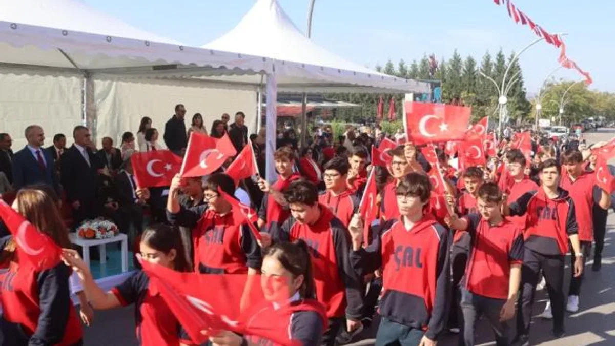 Çayırova’da Cumhuriyet Bayramı coşkusu