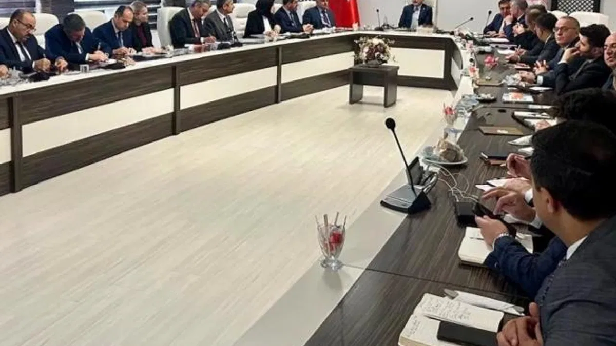İstanbul depremleri sonrası MEB sahada