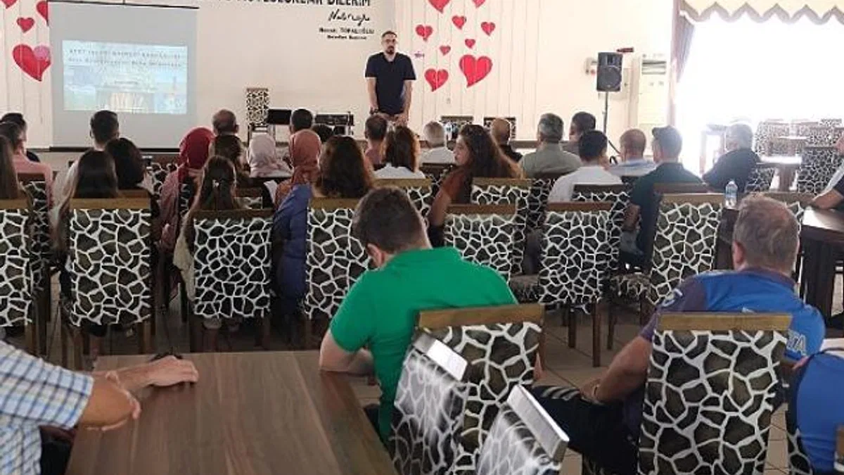 Kemer’de Belediye personeline afet eğitimi