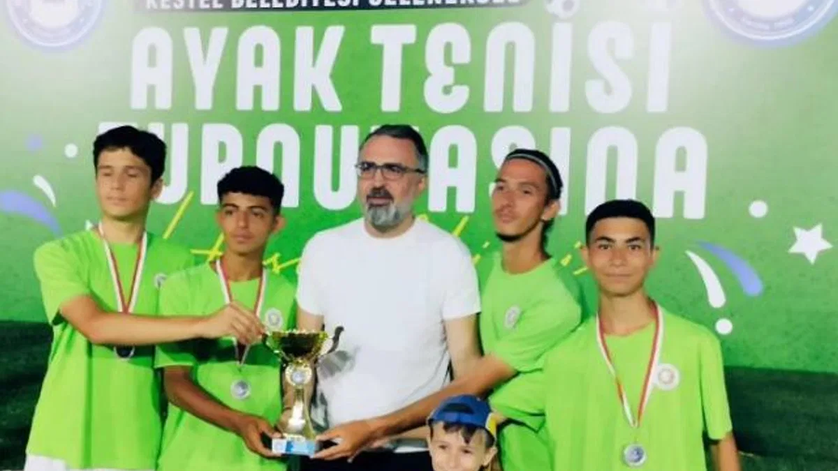 Kestel’de ayak tenisi coşkusu