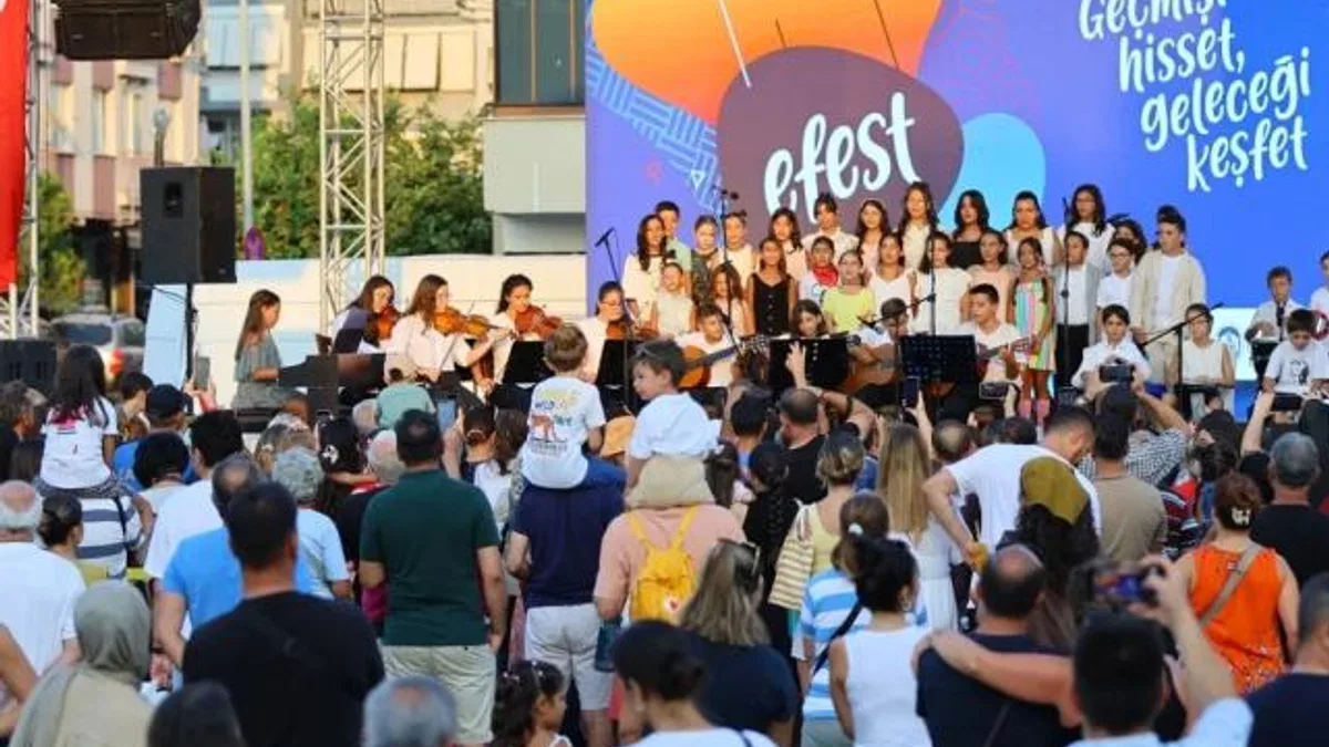 EFEST 2025 coşkuyla başladı