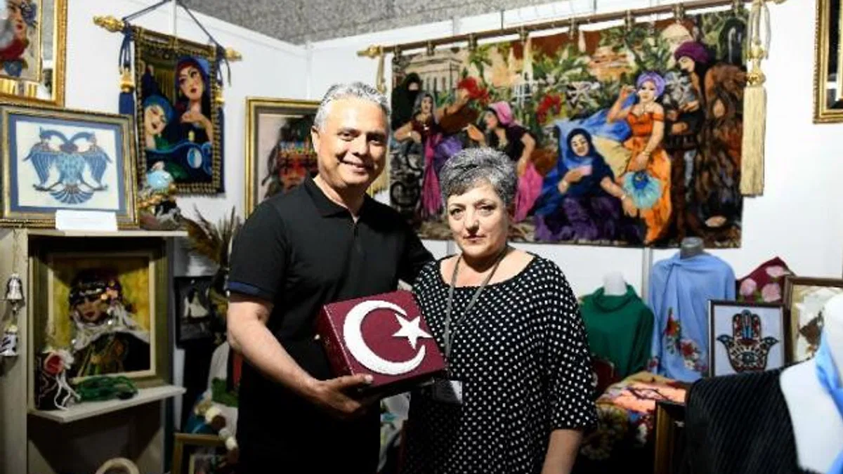 Üreten Eller Sergisi Cam Piramit’te