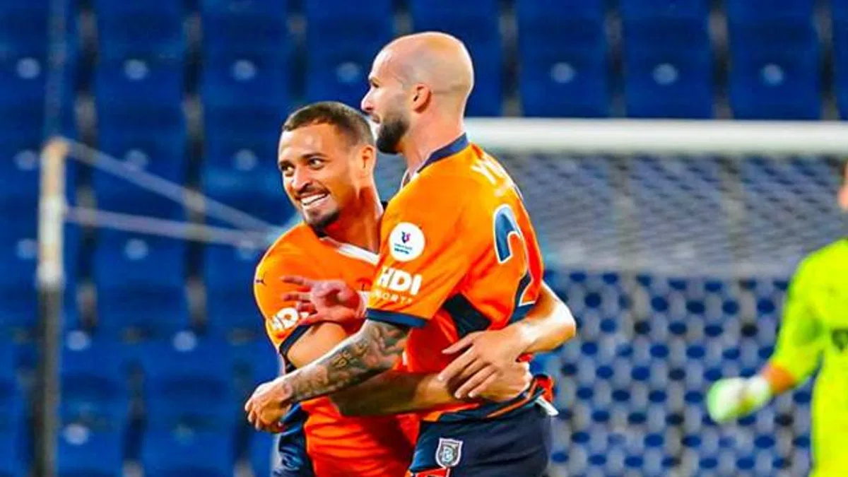 Rams Başakşehir 4-2 Corendon Alanyaspor (Maç Sonucu) Gol düellosunu Başakşehir kazandı!