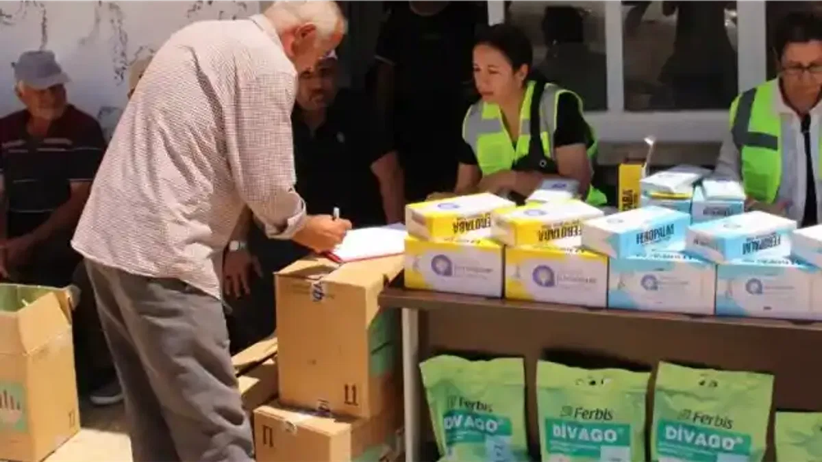Antalya’da sel mağduru üreticilere destek