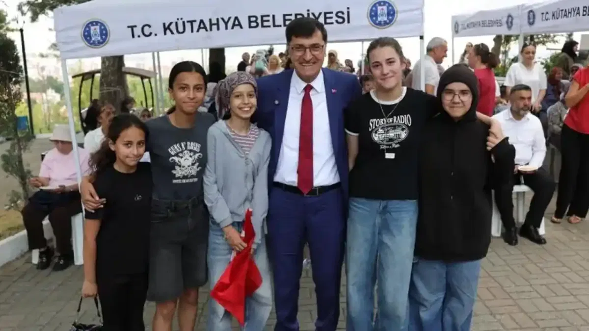 Kütahya’da Geleneksel Müderris Mahallesi Şenliği coşkusu