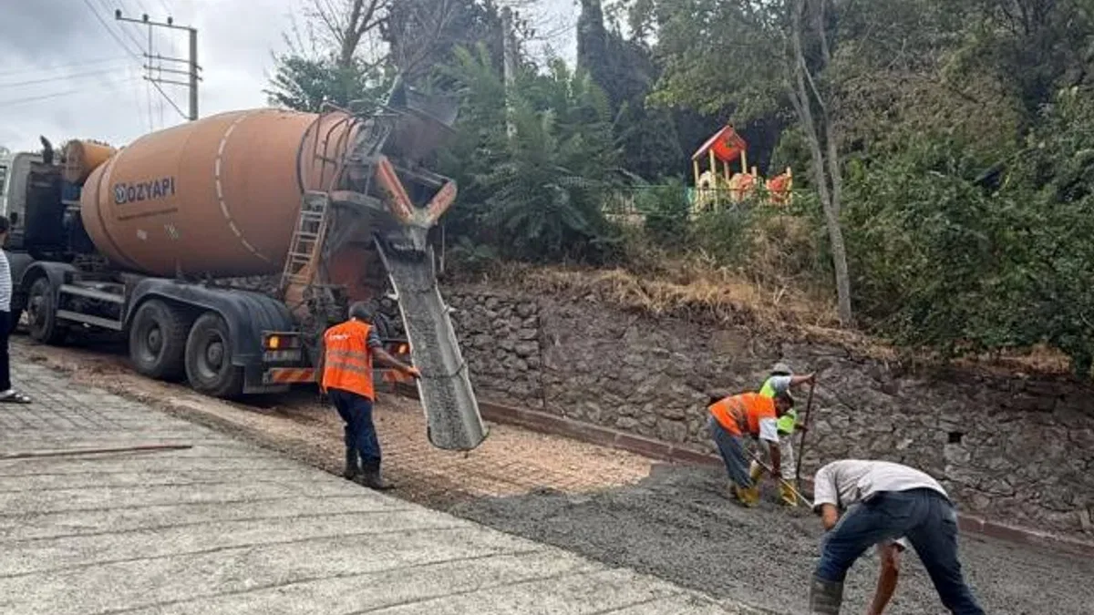 İzmit Belediyesi’nden hızlı ve etkili yol hizmeti