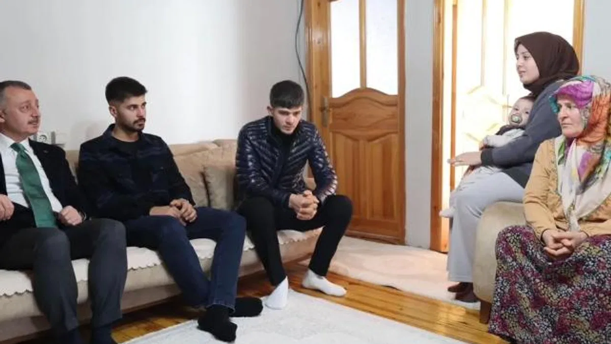 Kocaeli Kandıra’da vefat eden muhtarın ailesine taziye