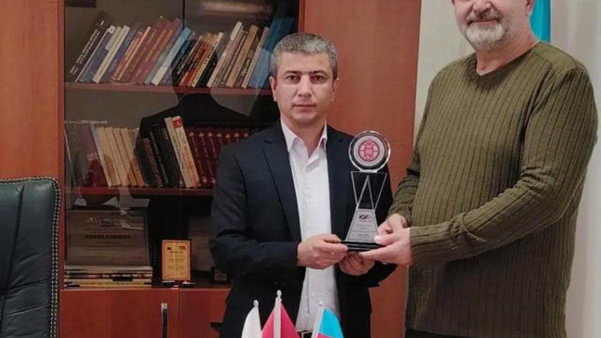 Azerbaycan’da İGF’nin bayrağı Ali Zülfükaroğlu’na emanet