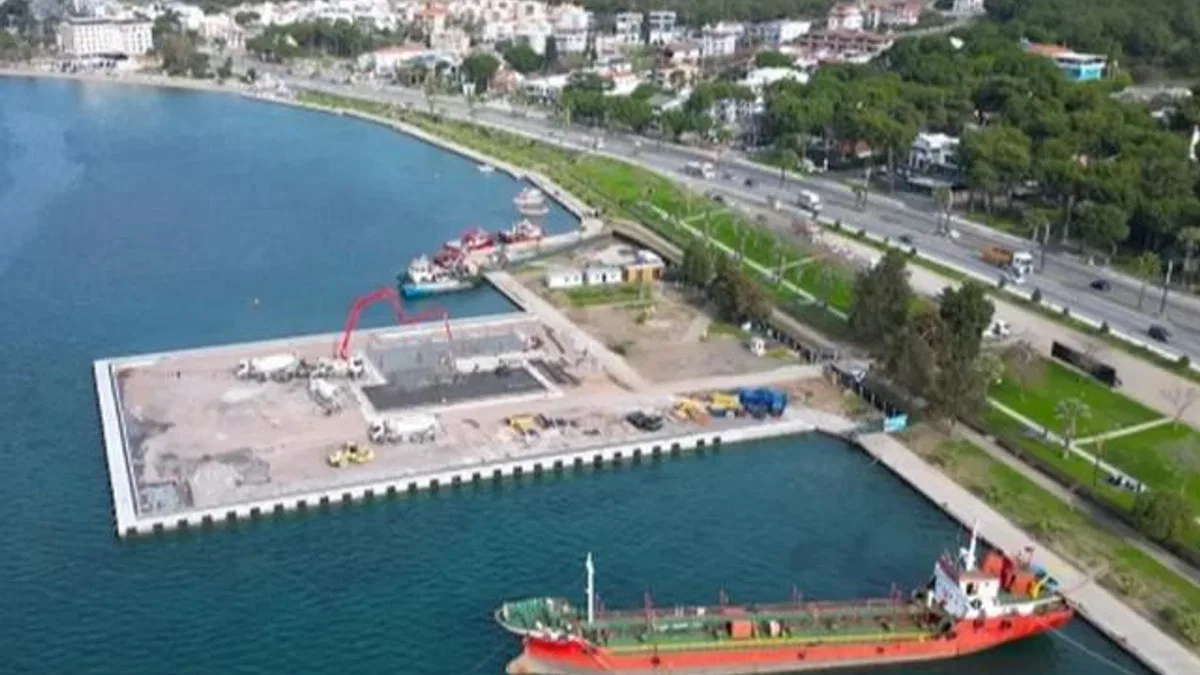 İzmir Aliağa Yolcu İskelesi’nde sona doğru