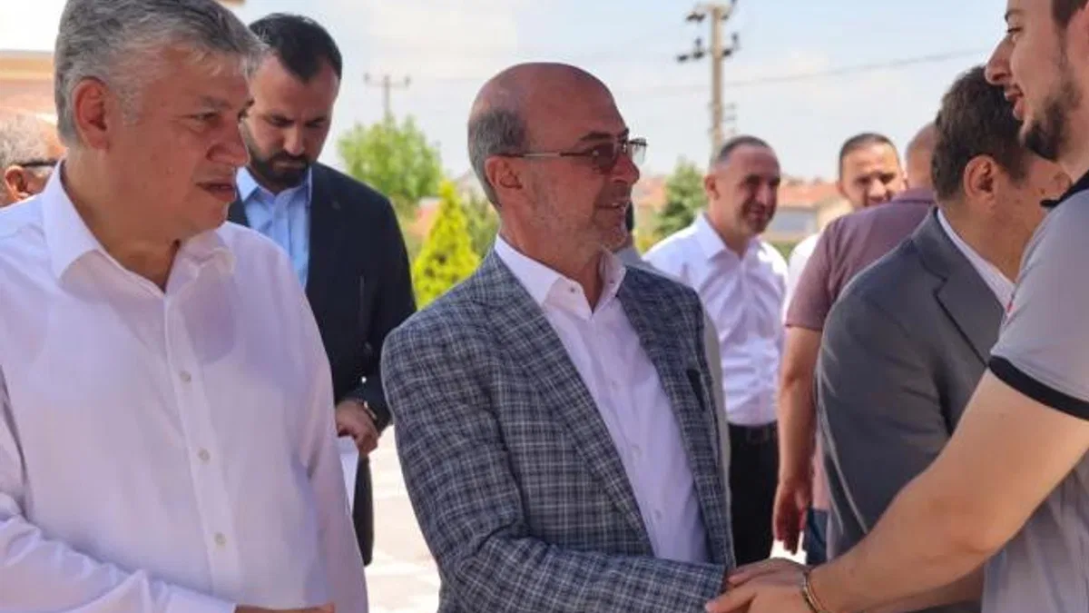 Başkan Pekyatırmacı Hanaybaşı’nda vatandaşlarla buluştu