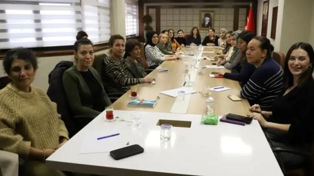 DBB Kadın Meclisi 8 Mart gündemiyle toplandı