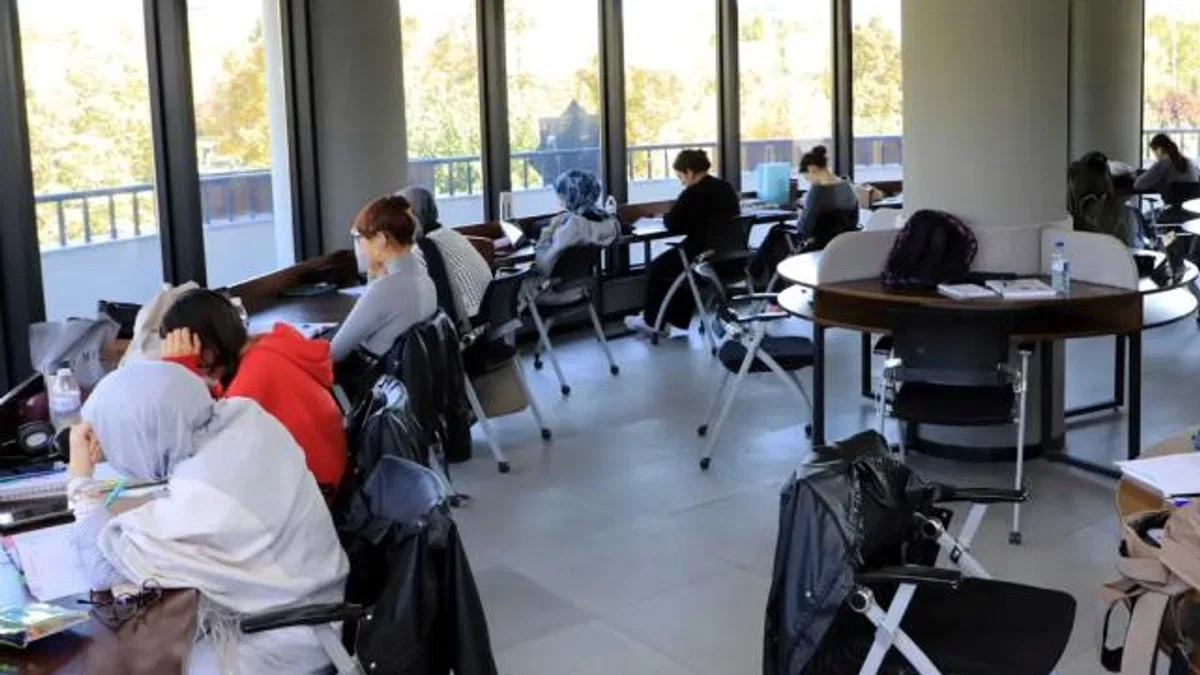 Konya Karatay’da bu kütüphane rezervasyonla çalışıyor