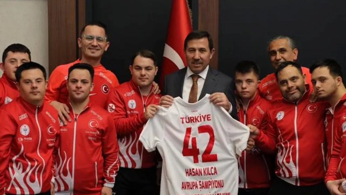 Özel sporculardan Karatay’a ziyaret