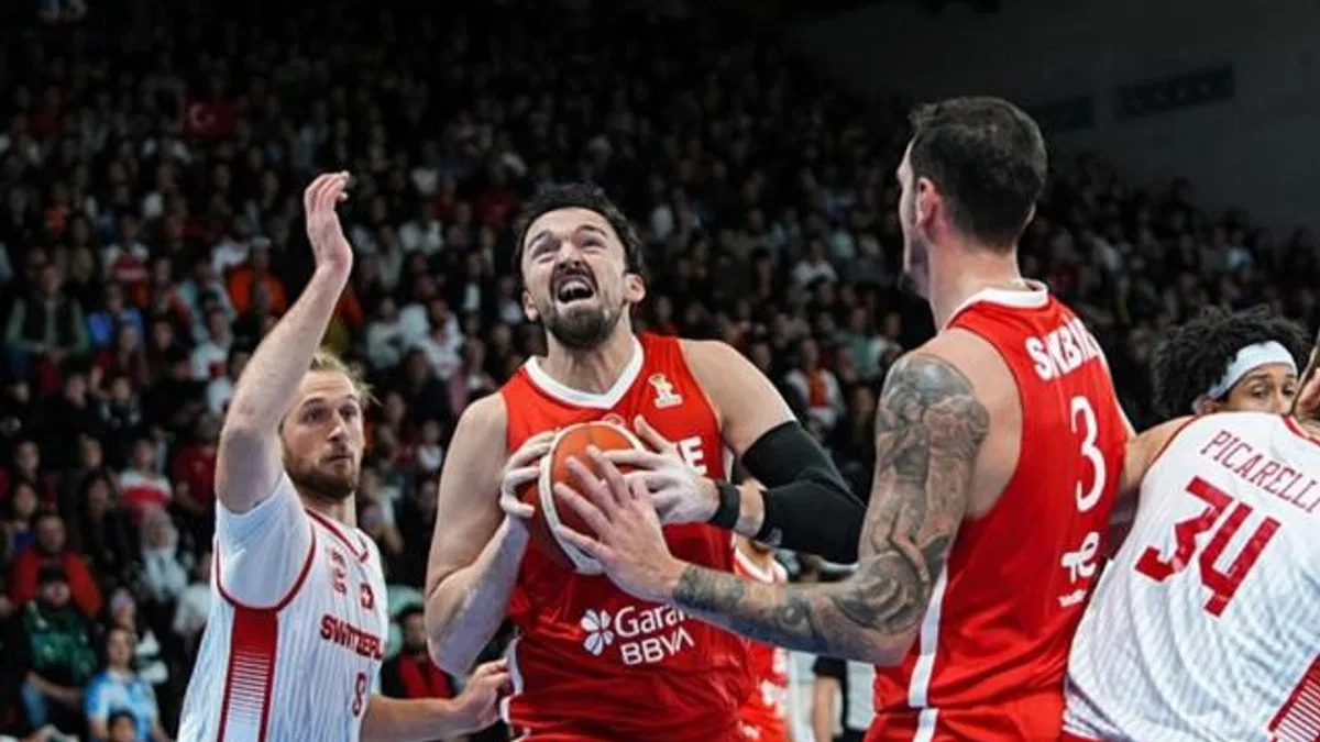 12 Dev Adam farklı galip! İsviçre’yi 85-60 yendik