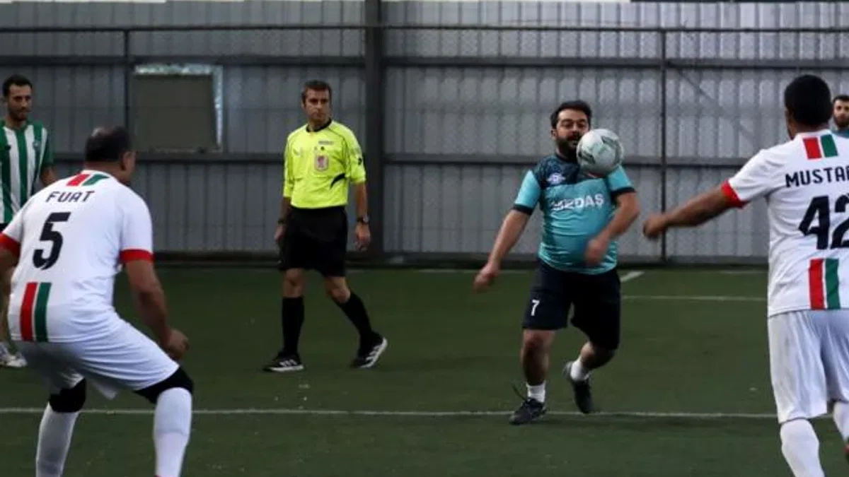 Konya Karatay’da ‘Birimler Arası Futbol Turnuvası’ başladı