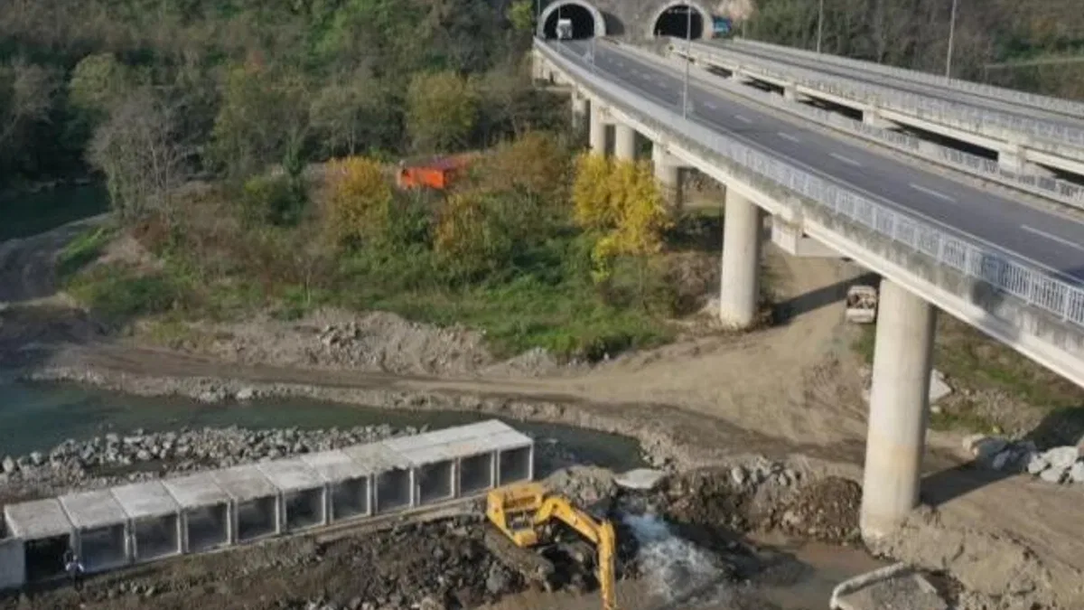 Ordu’da Akçaova Irmağı’na sel önlemi
