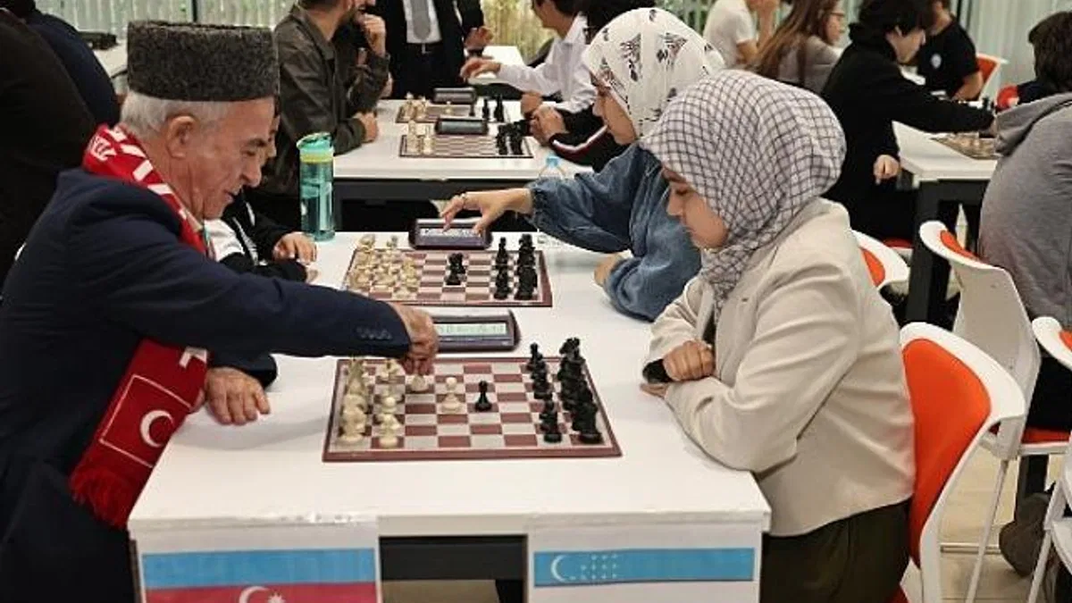 Türk dünyası satrançta buluştu