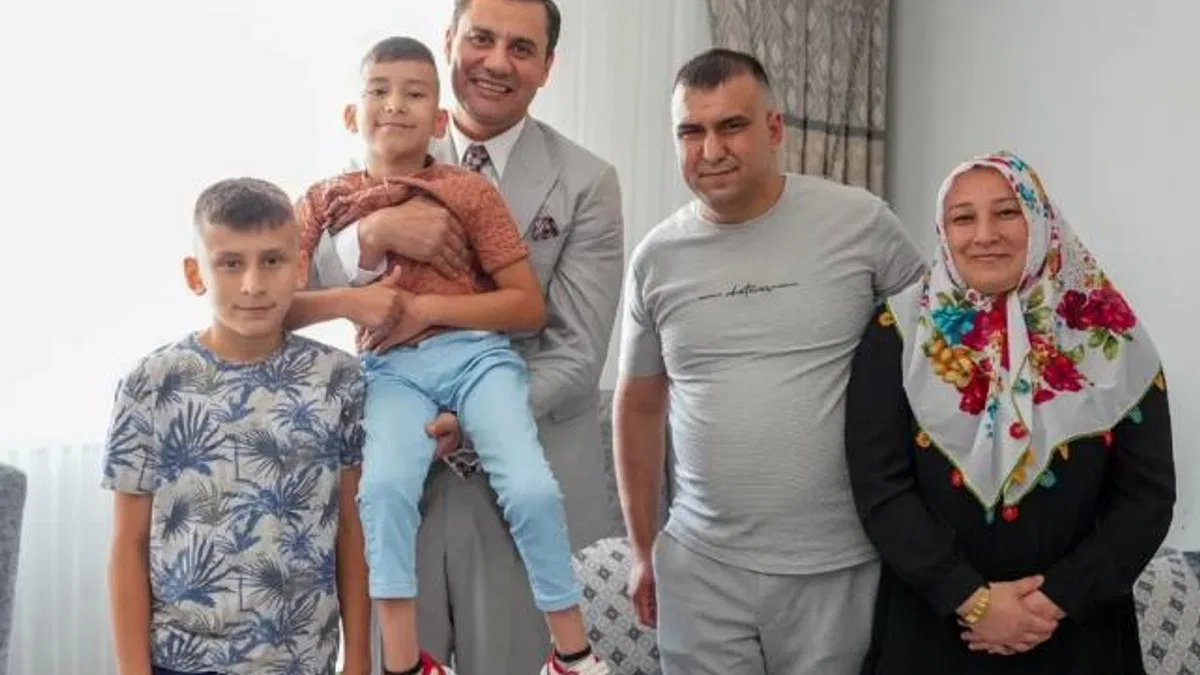 Manisa’da küçük Ali’ye Başkan’dan bayram sürprizi