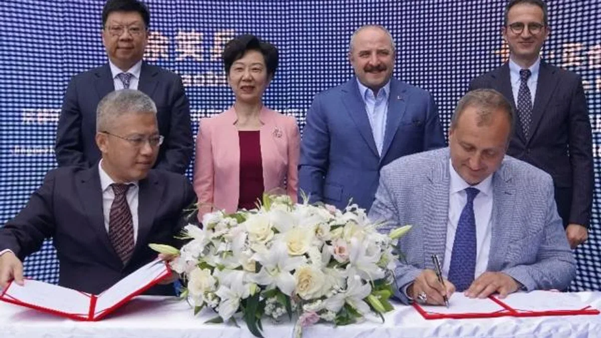 İznik ve Jingdezhen arasında tarihi iş birliği… Seramik Sanayi Birliği İstanbul’da imzalandı