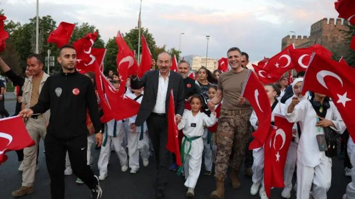 KTO, KAYSO ve KTB, 15 Temmuz Milletin Zaferi’nde meydanda nöbetteydi
