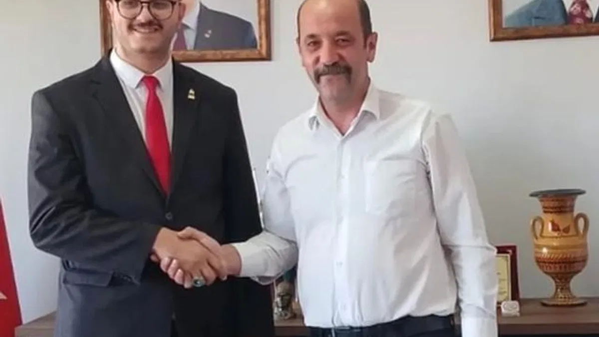 Kayserili iş insanı Hasan Çakmak Zafer Partisi’nde