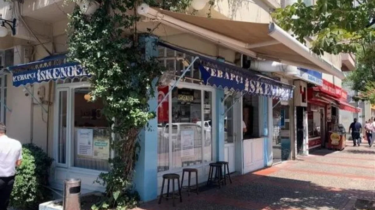 Bursa’nın iskender kebapçıları sinek avlıyor