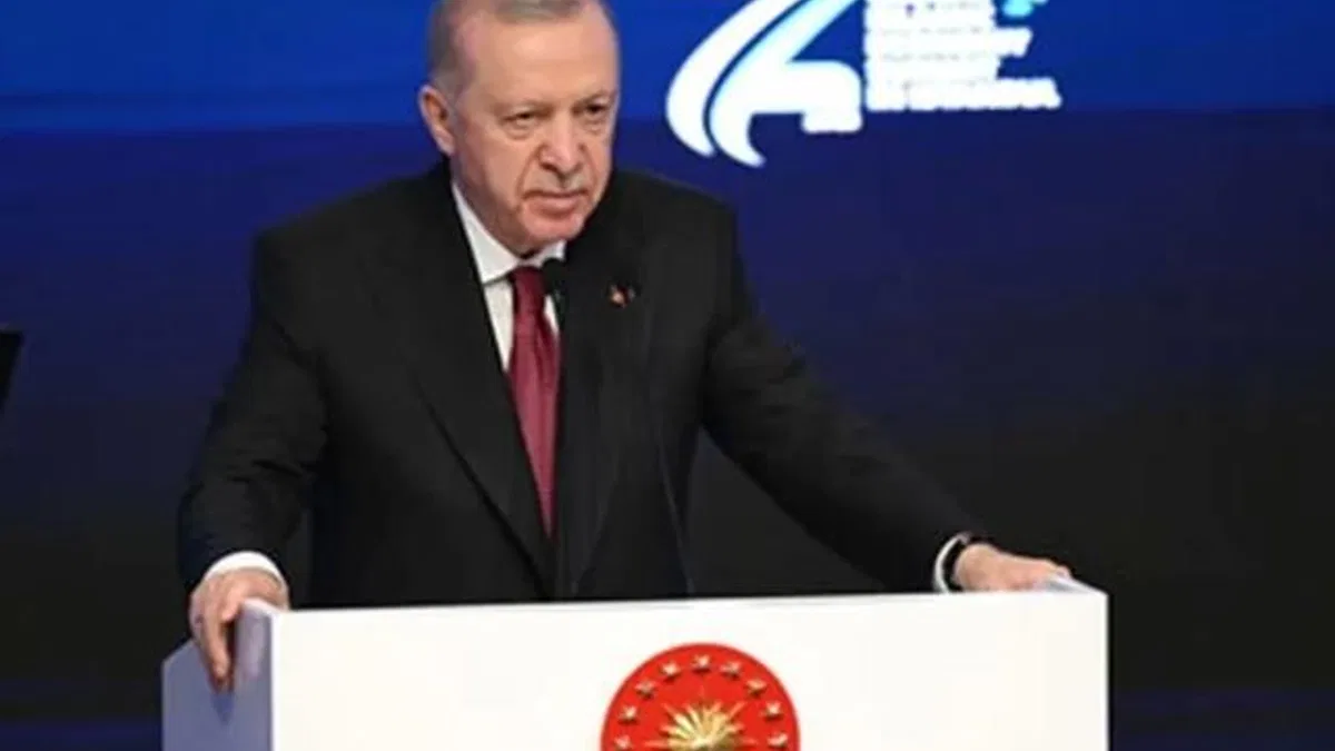 Cumhurbaşkanı Erdoğan: İslam dünyası ticaret ve finans iş birliğini güçlendirmeli