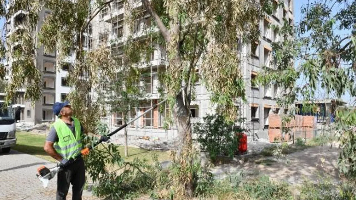 Çiğli’de detaylı çevre temizliği