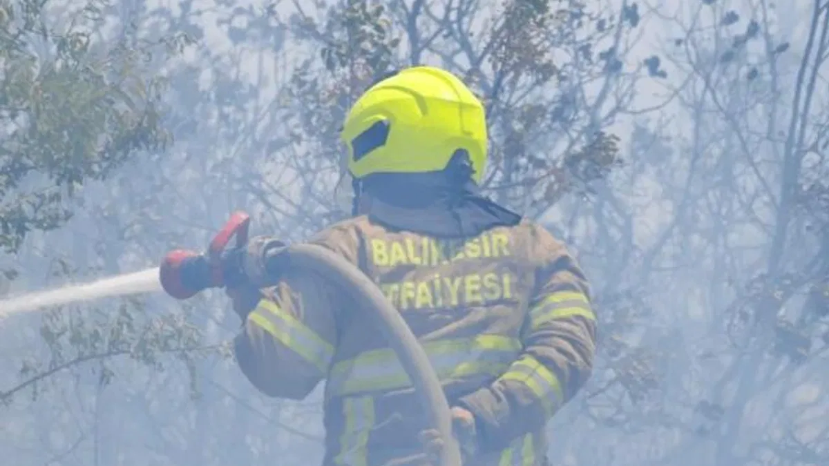 Balıkesir İtfaiyesi’nden bölge yangınlarına güçlü destek
