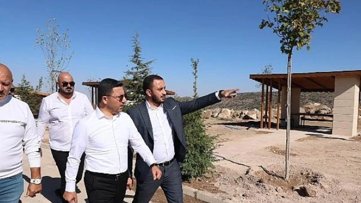 Belediye Başkanı Arı Çalışma Alanlarında İncelemelerde Bulundu