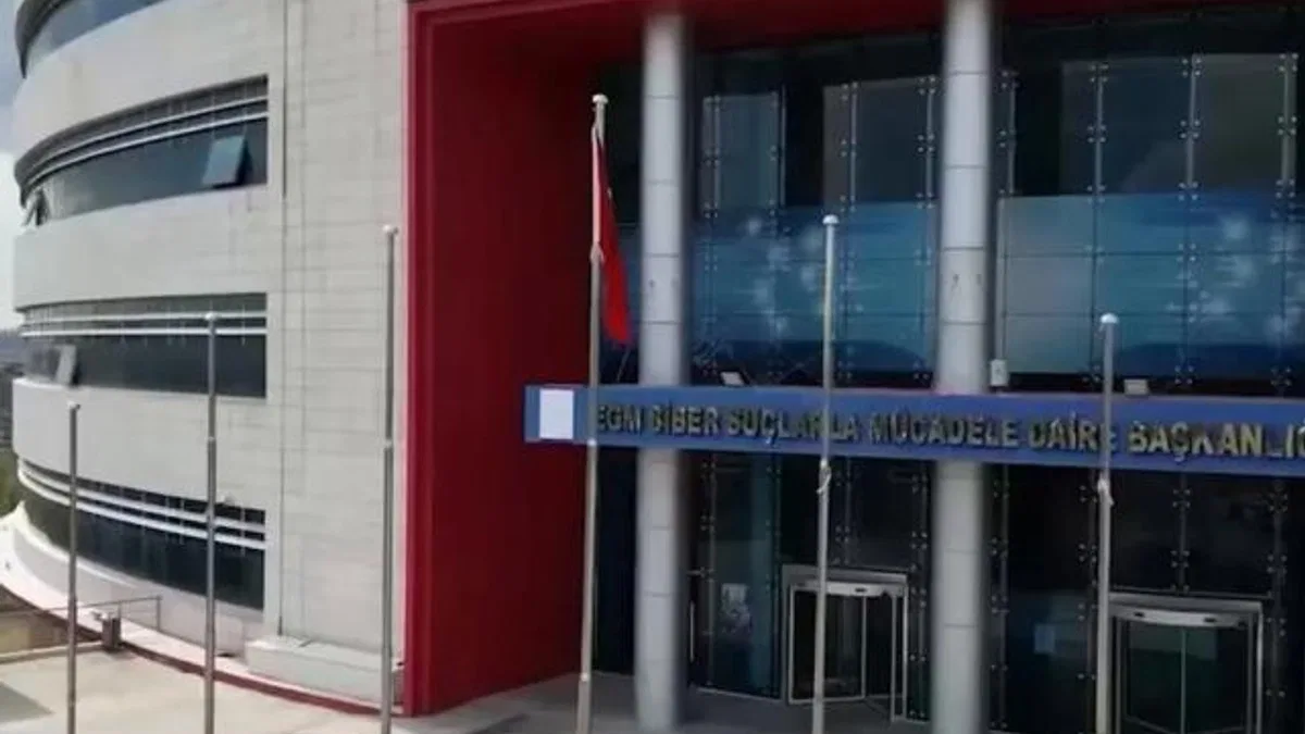 Siberağ’a 5 ilde 74 kişi takıldı!