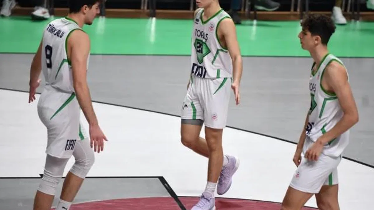 TOFAŞ Basketbol Gençler Ligi’ne galibiyetle başladı
