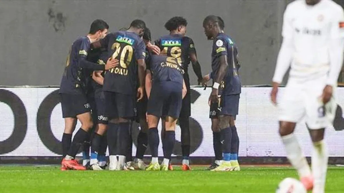 Kasımpaşa 2-0 ikas Eyüpspor (Maç Sonucu) Kasımpaşa evinde 3 puanı rahat aldı!