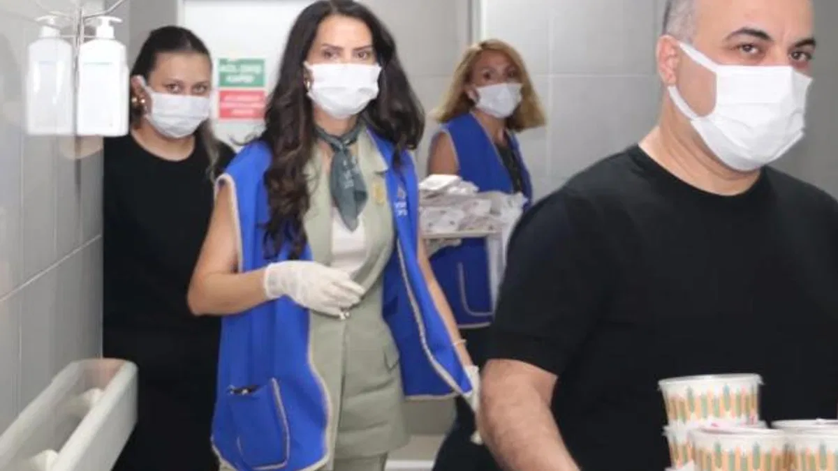 Bursa’da ‘Yarına Şans Ver’den bereketli ikram