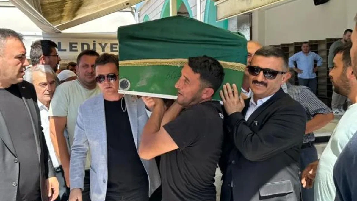 Bursa’da şehit itfaiye eri son yolculuğuna uğurlandı
