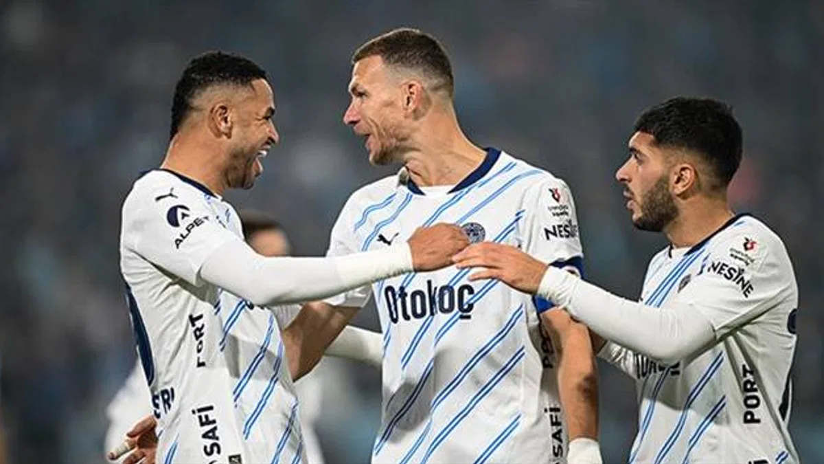 Adana Demirspor 0-4 Fenerbahçe (Maç Sonucu) Fener Adana’da golcüleriyle kazandı!