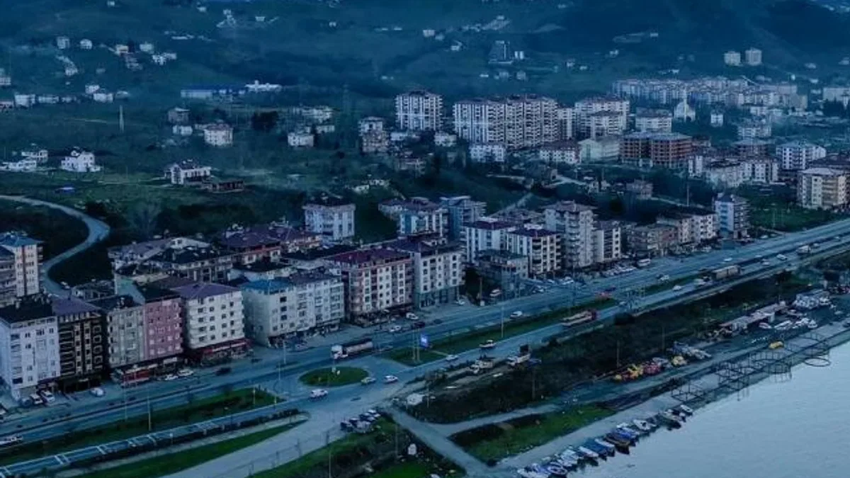 Trabzon Arsin’e yeni taksi durakları geliyor