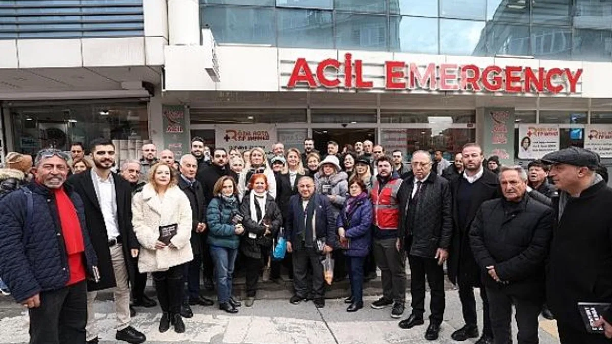 Başkan Ovalıoğlu Esenyurt’ta demokrasi nöbeti tuttu
