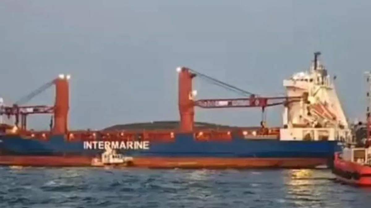 Çanakkale Boğazı’nda yangın paniği! Boğaz trafiği yeniden açıldı