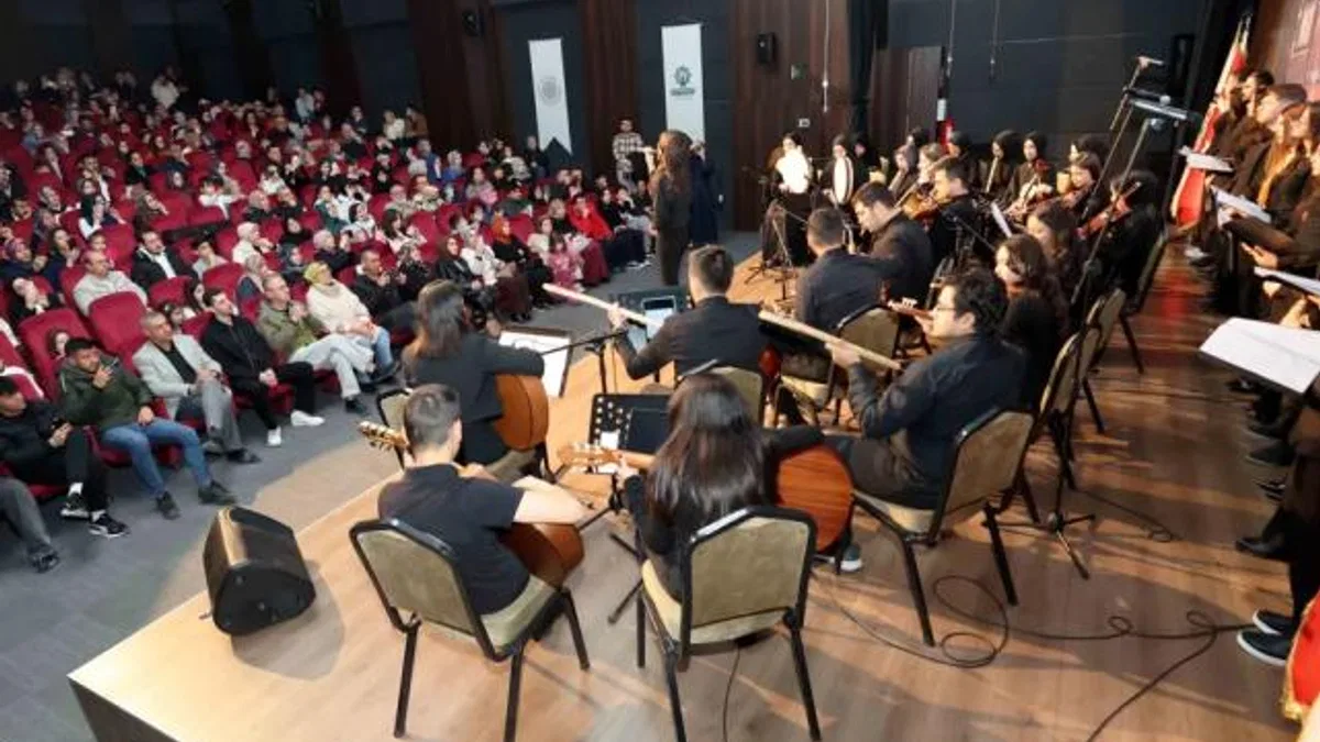 Konya Karatay’da gençlerden güz dönemi kapanışı