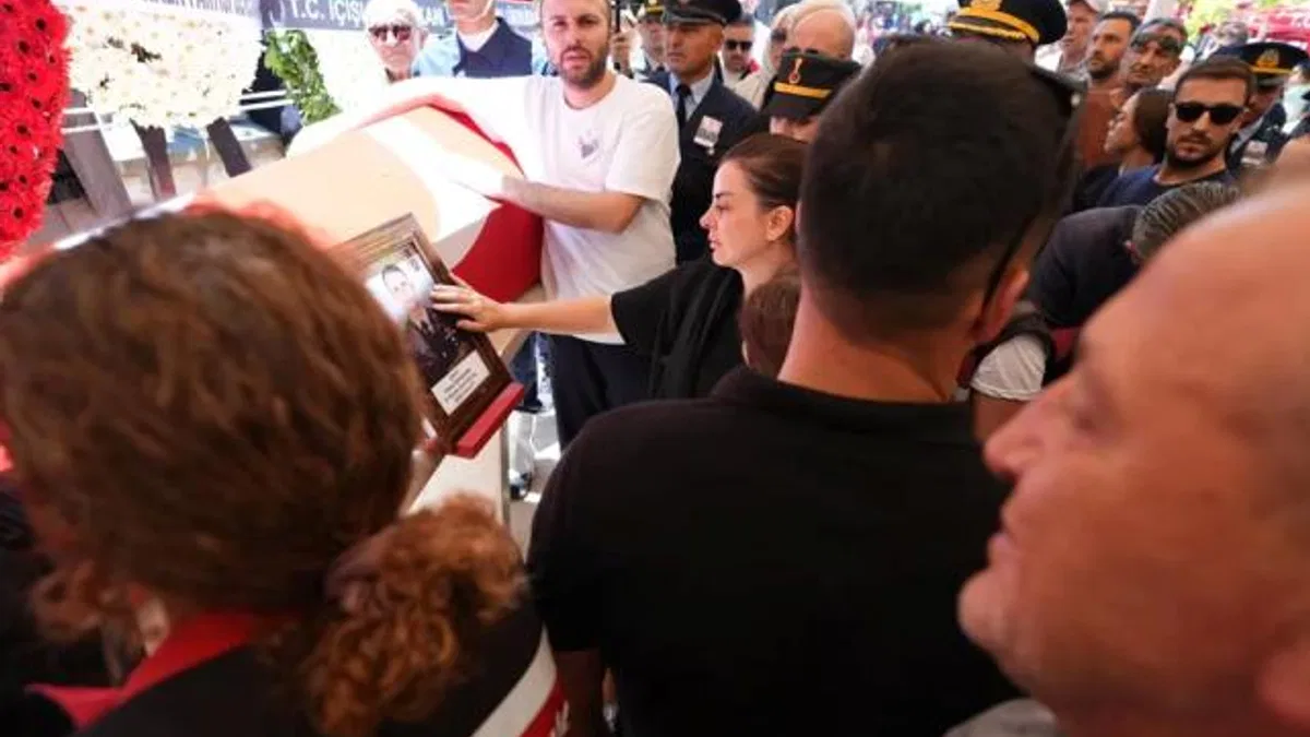 Şehit astsubay Akhisar’da son yolculuğuna uğurlandı
