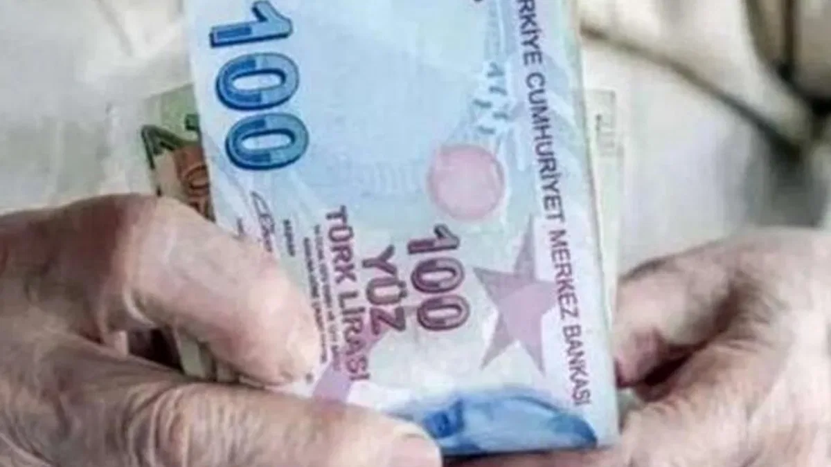 Aile’den 6,8 milyar TL’lik yaşlı ve engelli aylıkları hesaplarda