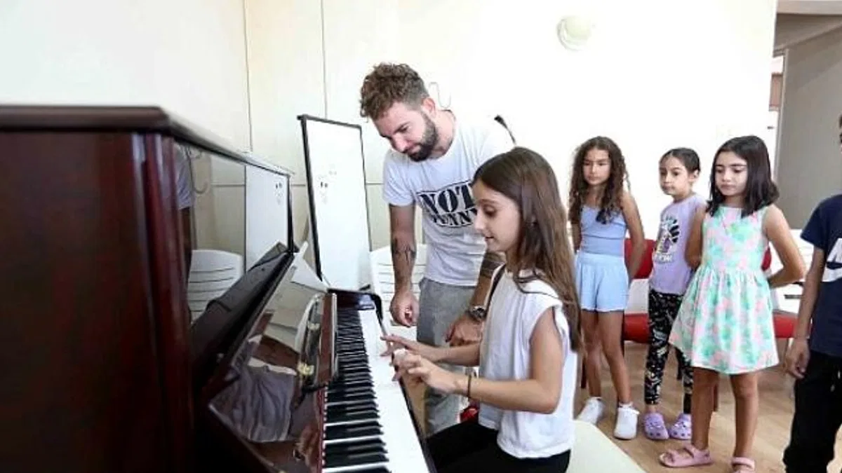 Bayraklı’da kültür-sanat kurslarına yoğun ilgi