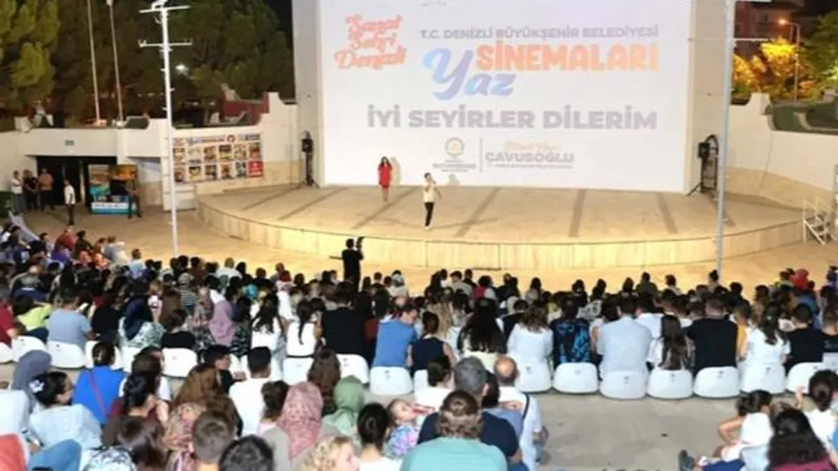 “Yaz Sinema Akşamları” tüm hızıyla devam ediyor