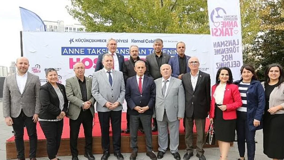 Küçükçekmece’de ücretsiz ‘Anne Taksi’ hizmeti başladı.