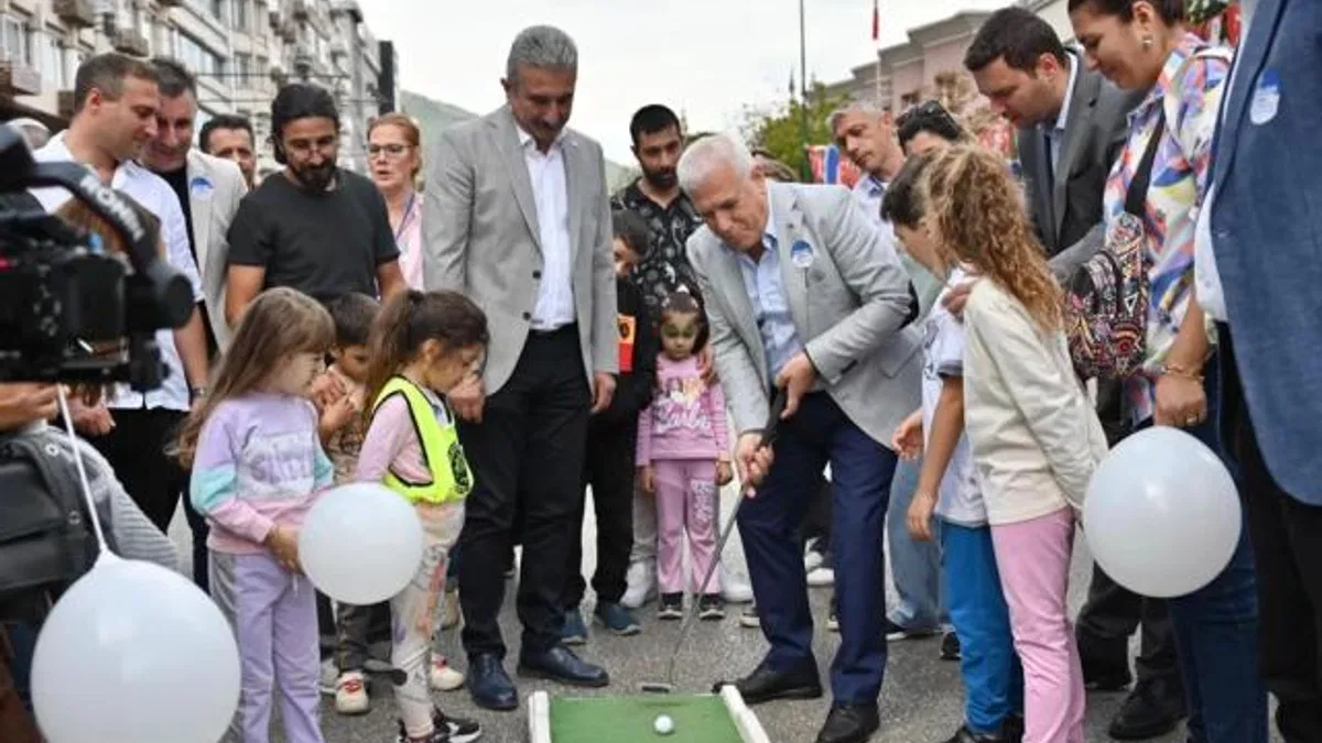 Haydi çocuklar, Heykel’de buluşuyoruz
