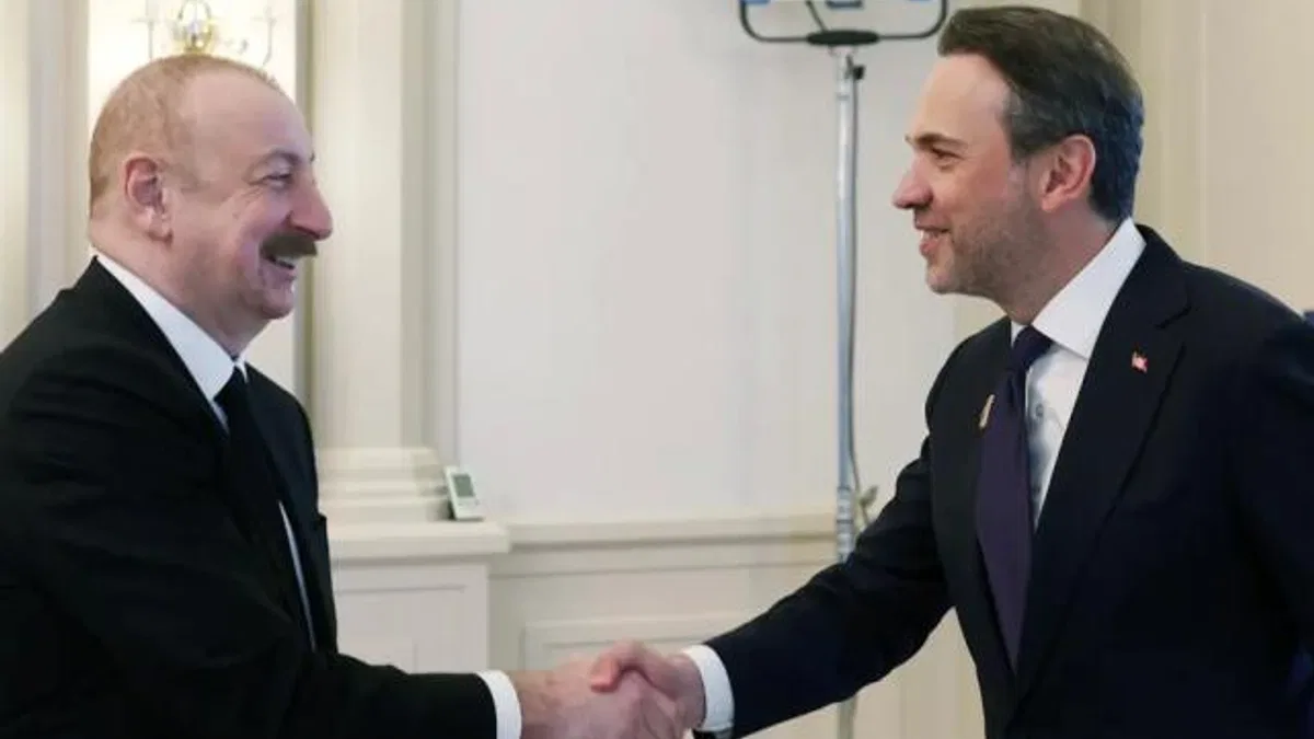 Enerji Bakanı Bayraktar, Azerbaycan Cumhurbaşkanı Aliyev ile görüştü