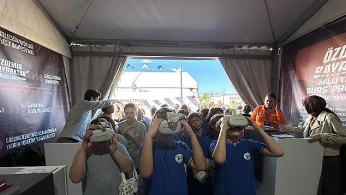 Bilimle Büyüyen Zihinler Trabzon’da Buluştu: STEAMFEST’te Bilim Rüzgârı Esti!