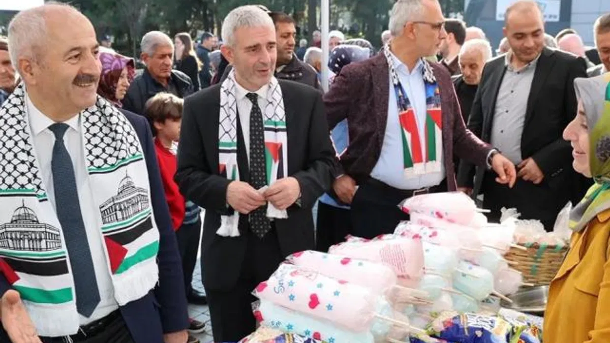 Kocaeli Gebze’de Filistin’e destek kermesi düzenlendi