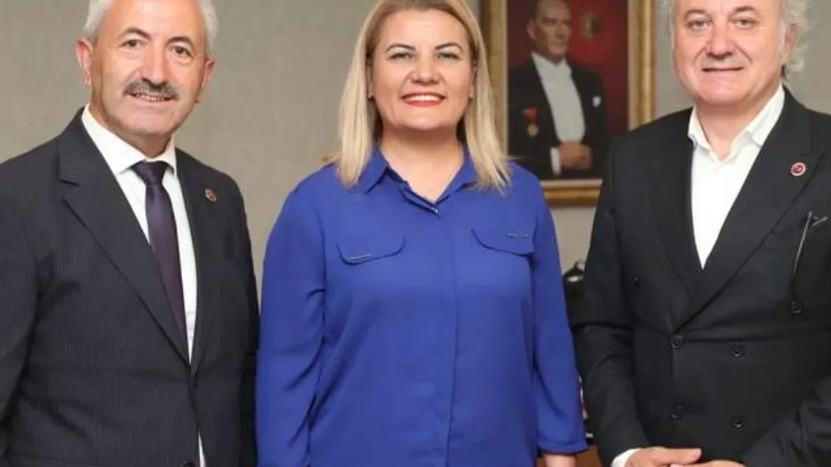 İzmit Belediyesi’nde yeni dönem: Arcan ve Hülür göreve başlıyor